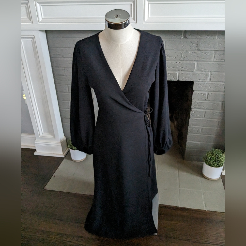 H&M Black Puff Sleeved Wrap Dress Size Small